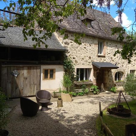 La Ferme Les Mamours La Bastide-l'Eveque ภายนอก รูปภาพ