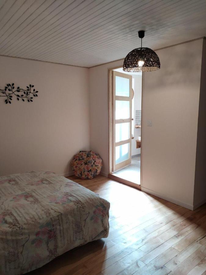 La Ferme Les Mamours La Bastide-l'Eveque ภายนอก รูปภาพ